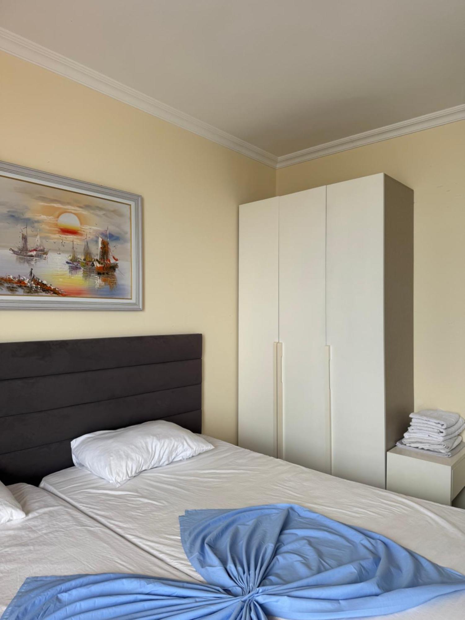 Deluxe Apartment *